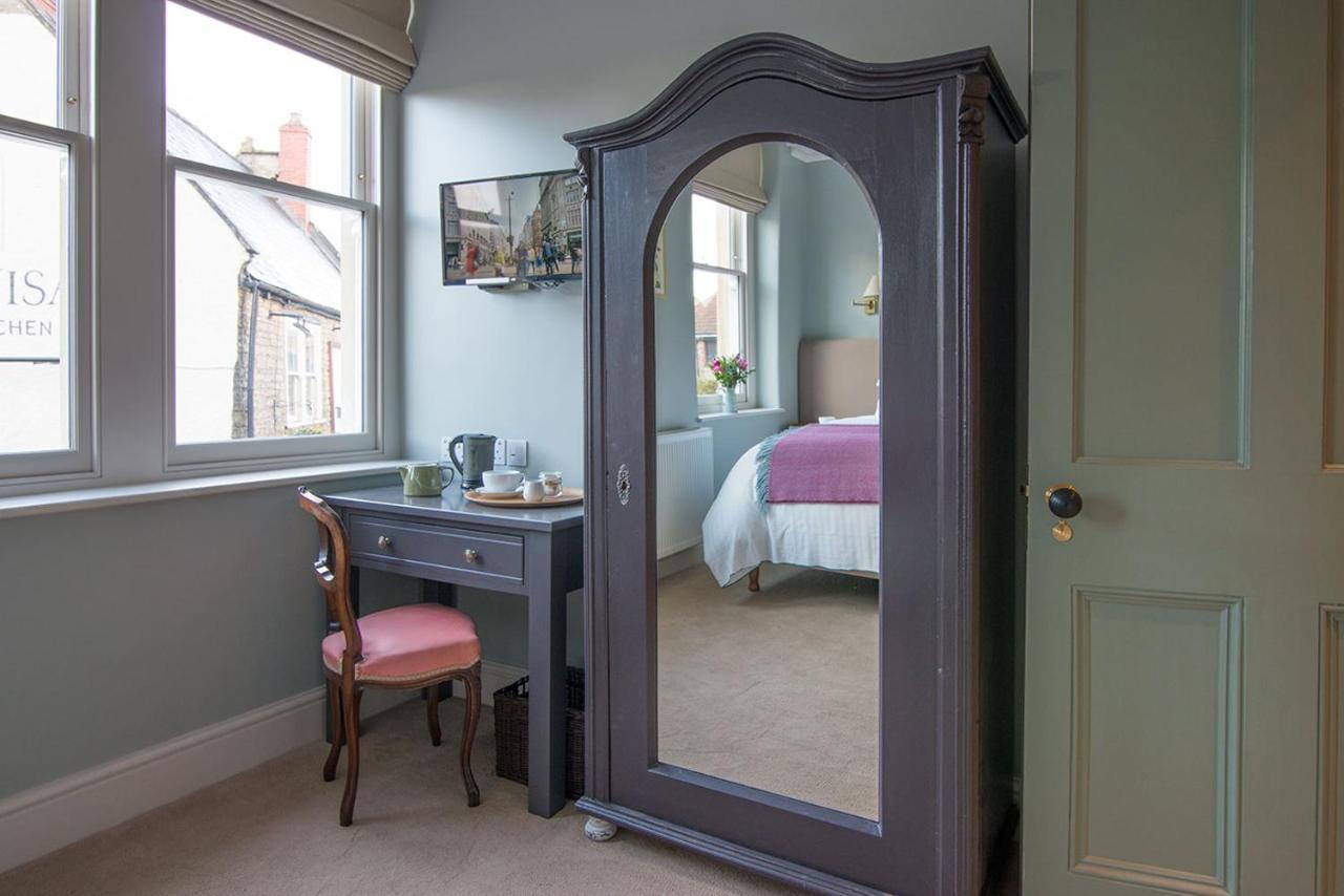 Bistro Lotte Bed & Breakfast Frome Bagian luar foto